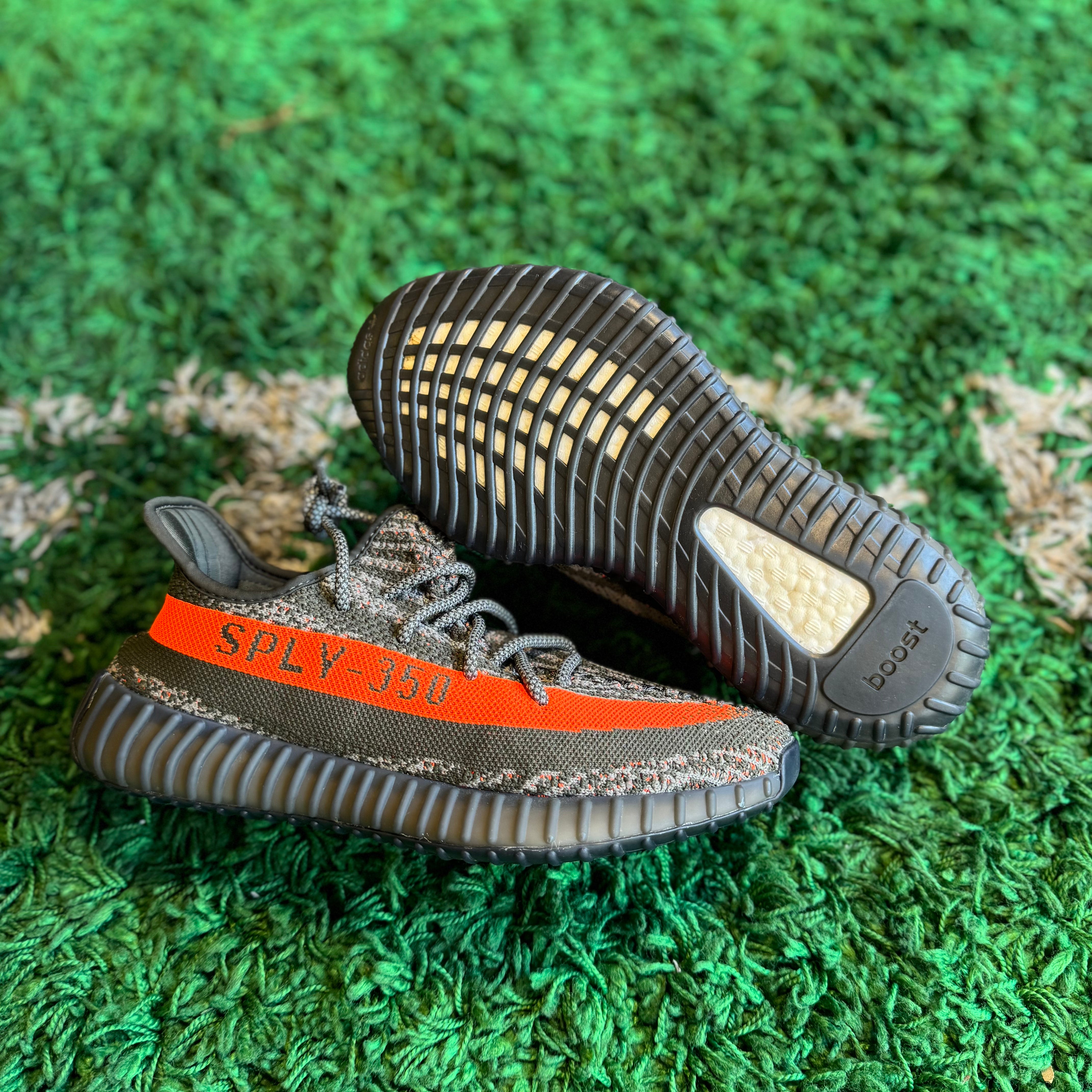 YEEZY BOOST 350 V2 'CARBON BELUGA' (WORN)