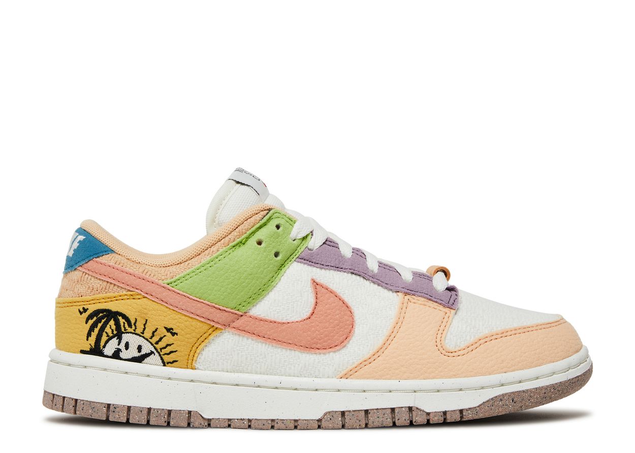 Wmns Dunk Low SE 'Sun Club'