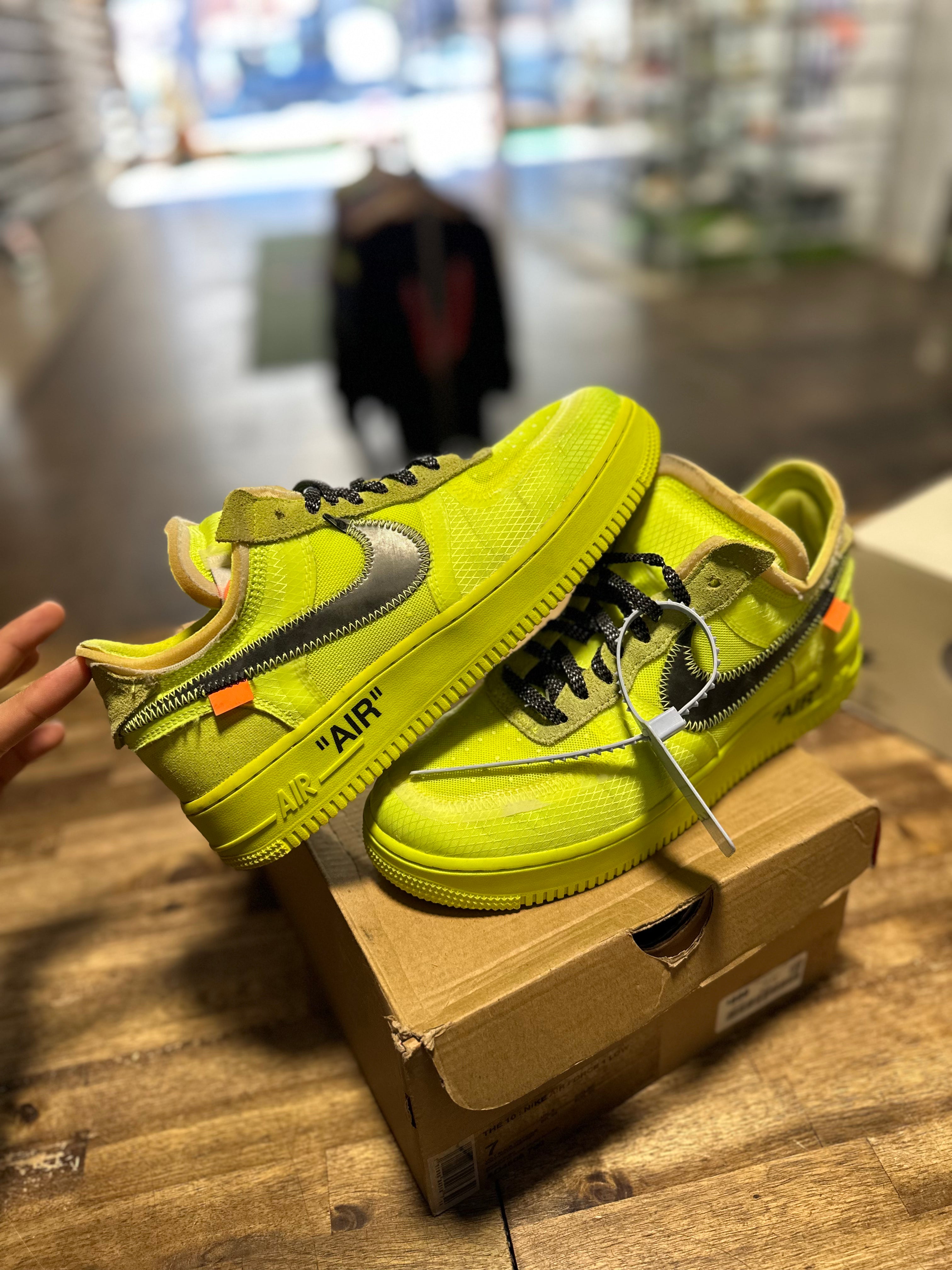 OFF-WHITE X AIR FORCE 1 LOW 'VOLT' (WORN)